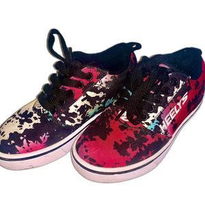 Size 1 girls Heelys